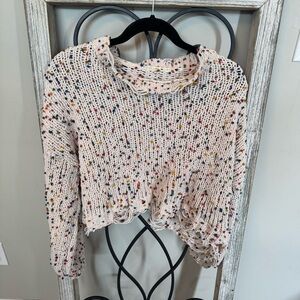 Distressed Cropped Knit Sweater‎ w/ Colorful Cream Red Popcorn Yarn (M/L Fit)